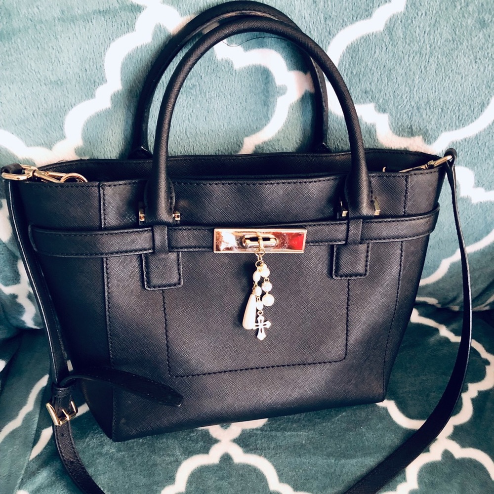💕 Michael Kors cute black structured bag